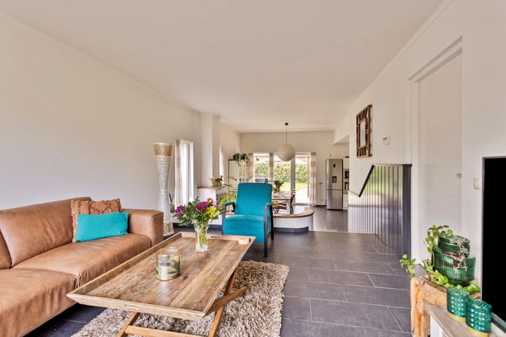 Foto 11 van Adam Beckersdreef 21