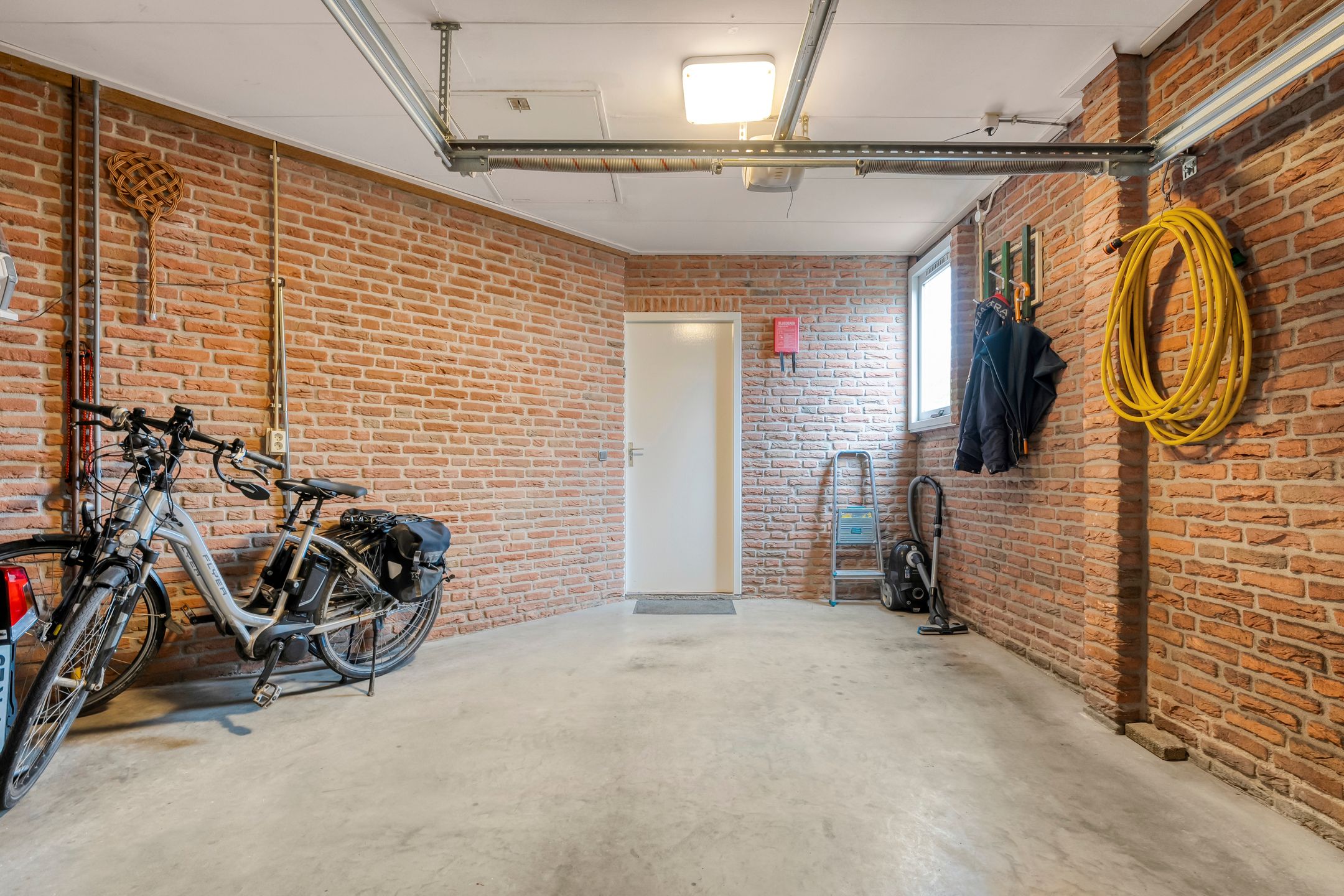 Foto 12 van Henri Dunantstraat 33