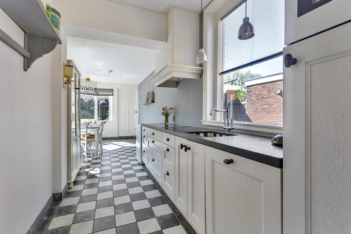 Foto 11 van Van der Valk Boumanlaan 38