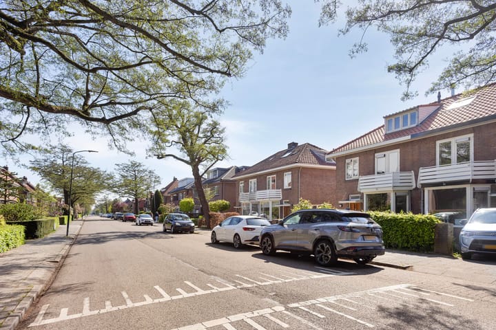 Foto 43 van Van der Valk Boumanlaan 38