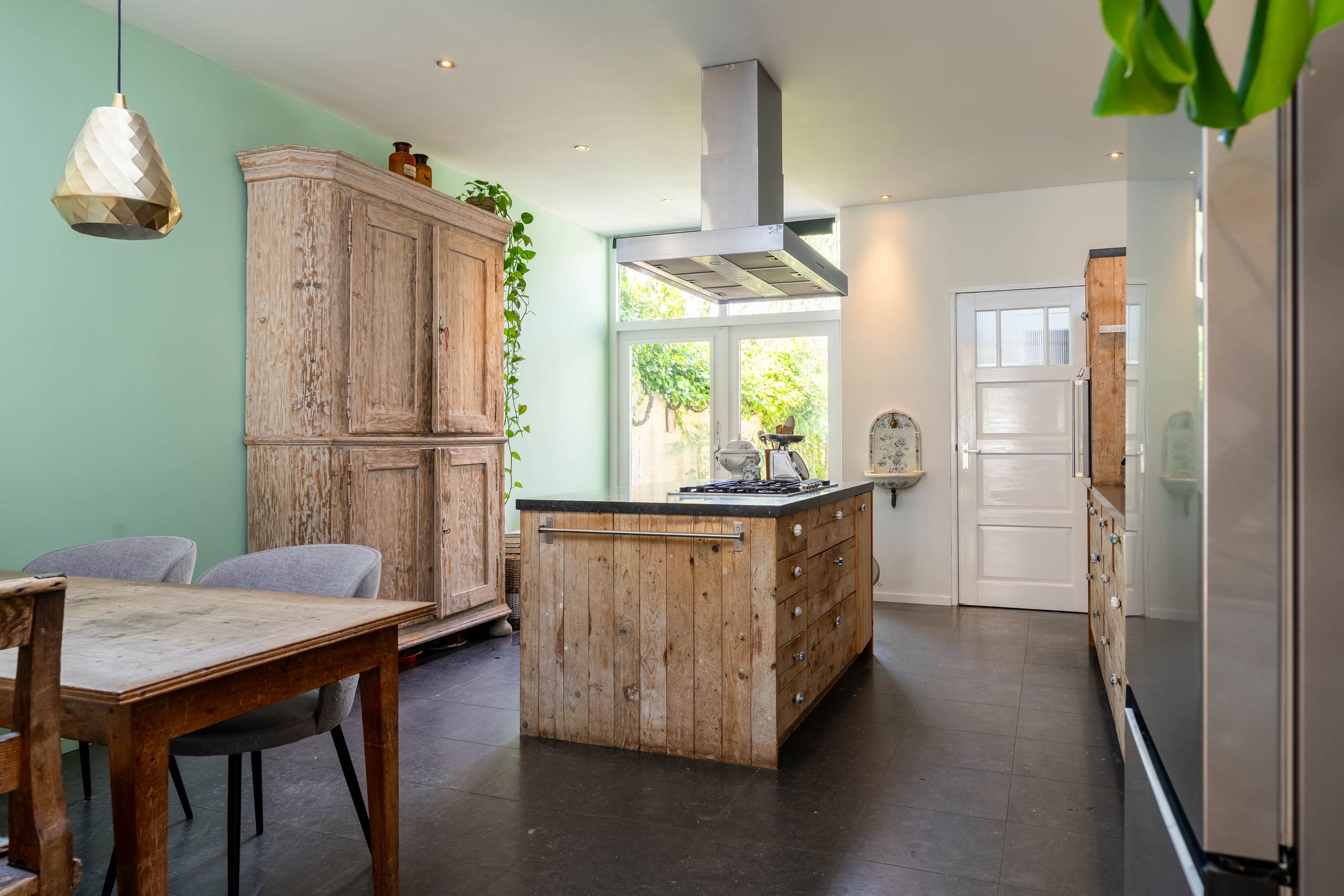 Foto 15 van Verhoevenstraat 78