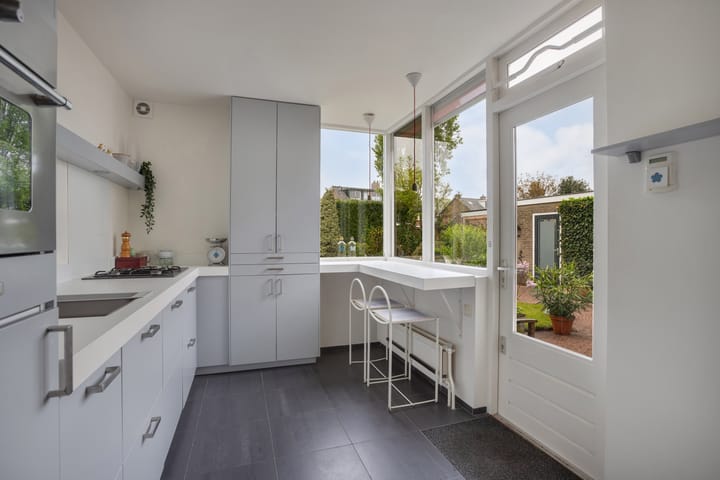 Photo 15 of Dr. Kuyperlaan 40