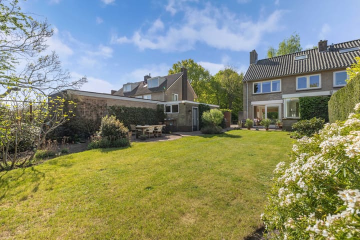 Photo 23 of Dr. Kuyperlaan 40