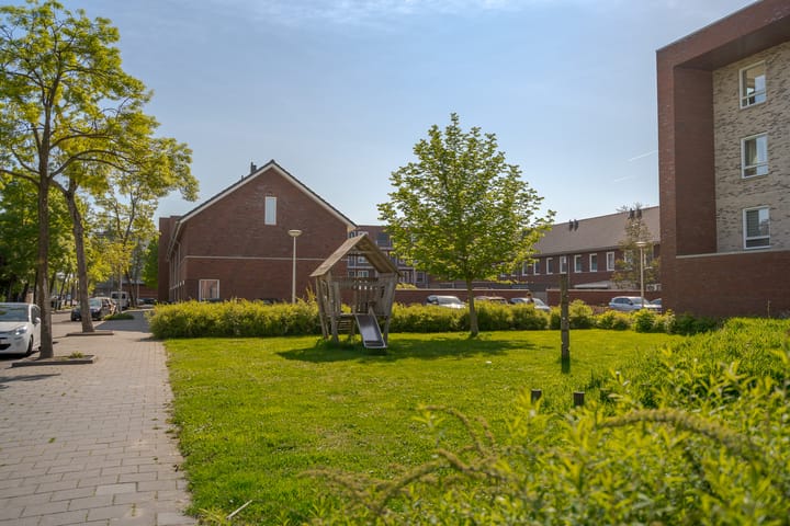 Foto 57 van Porporastraat 73