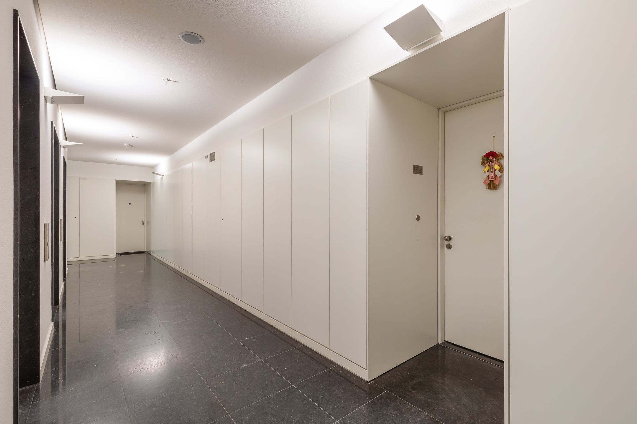 Foto 9 van Van der Hoevenplein 133