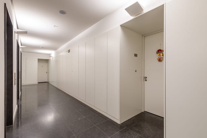 Foto 9 van Van der Hoevenplein 133