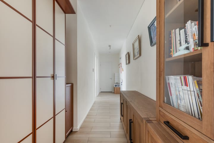 Foto 25 van Van der Hoevenplein 133