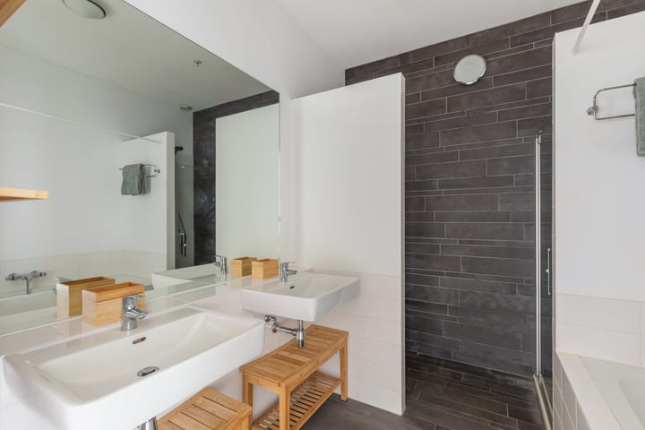 Foto 27 van Van der Hoevenplein 133