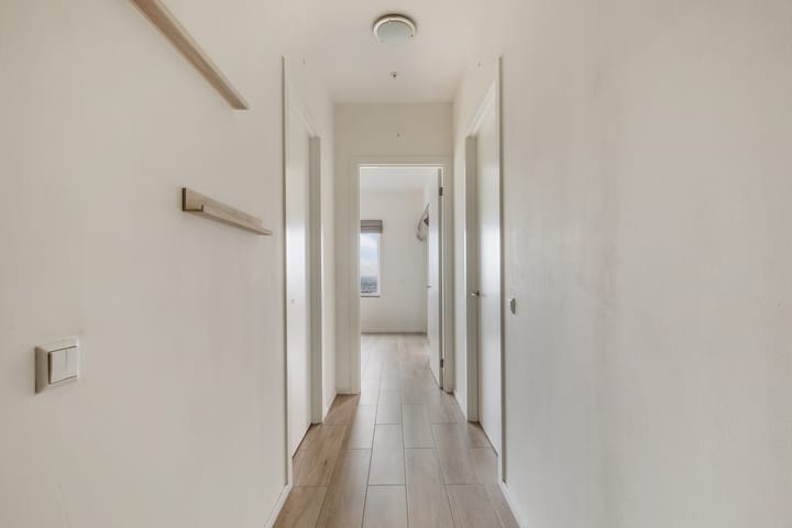 Foto 31 van Van der Hoevenplein 133