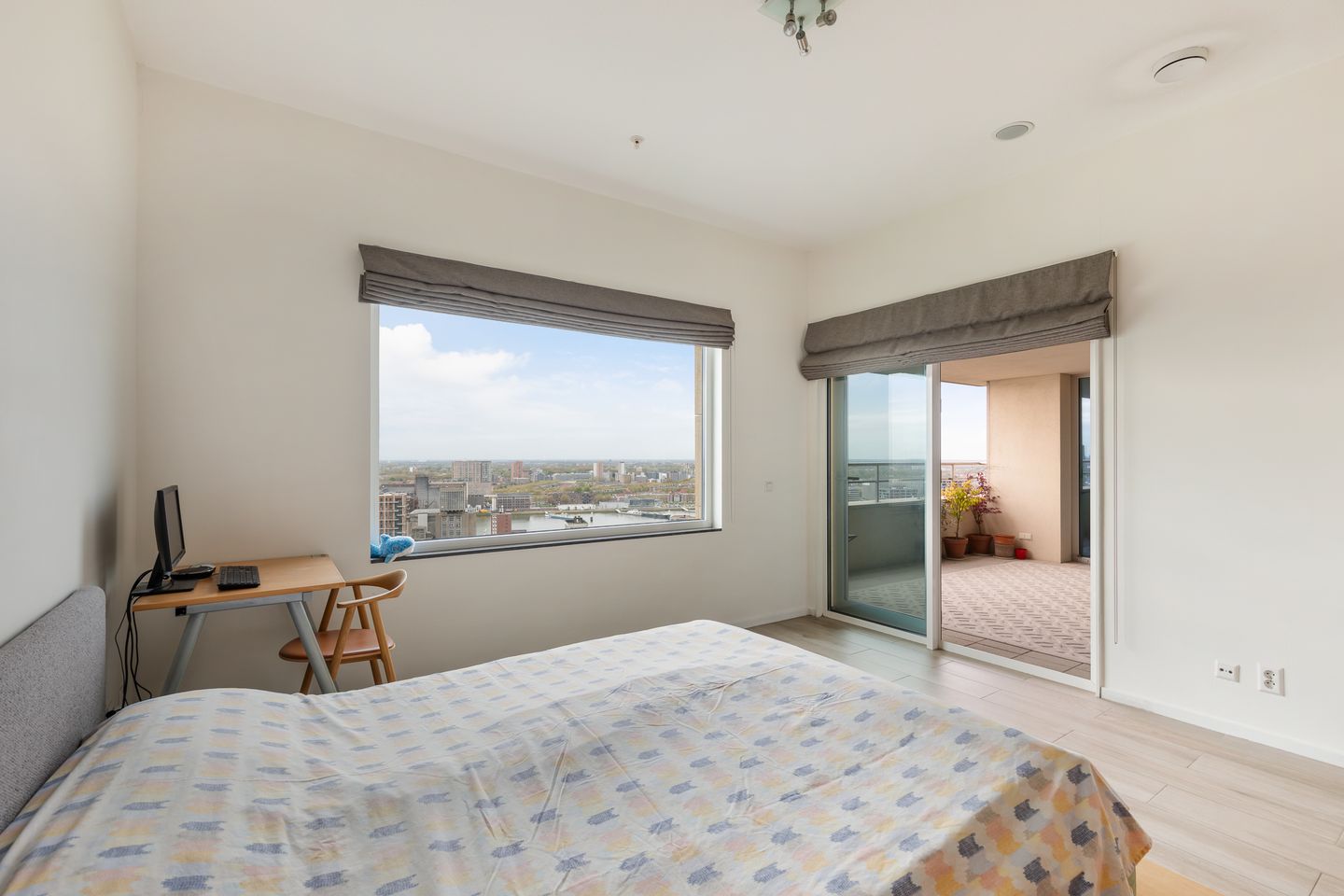 Foto 35 van Van der Hoevenplein 133