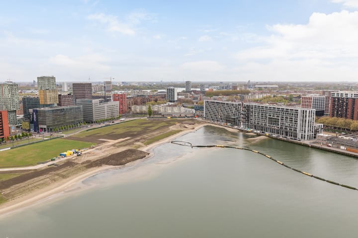 Foto 40 van Van der Hoevenplein 133