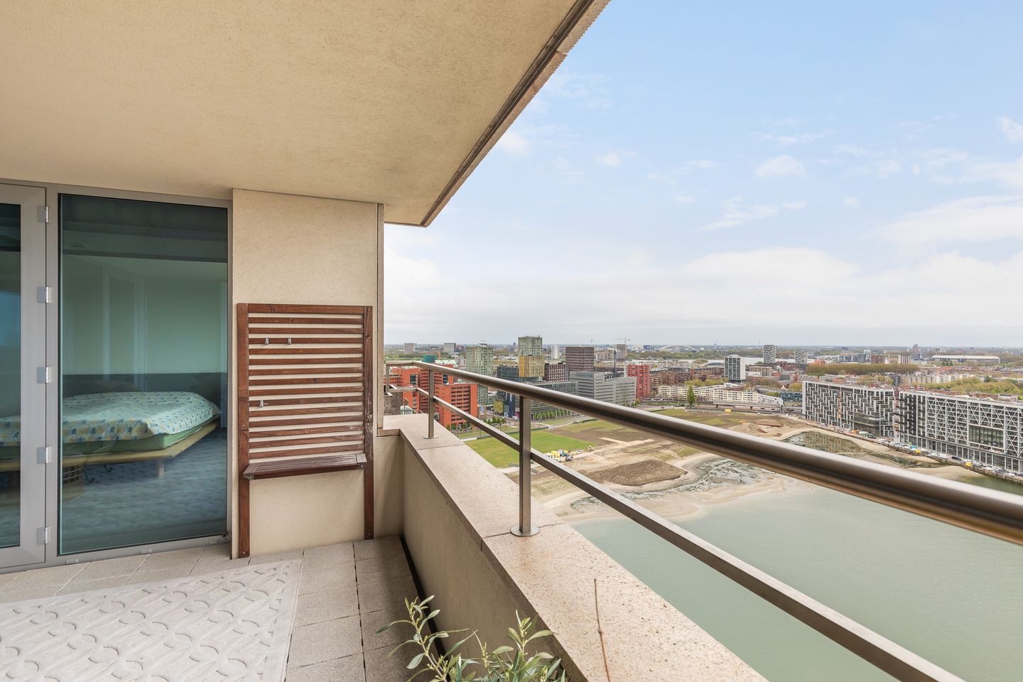 Foto 44 van Van der Hoevenplein 133