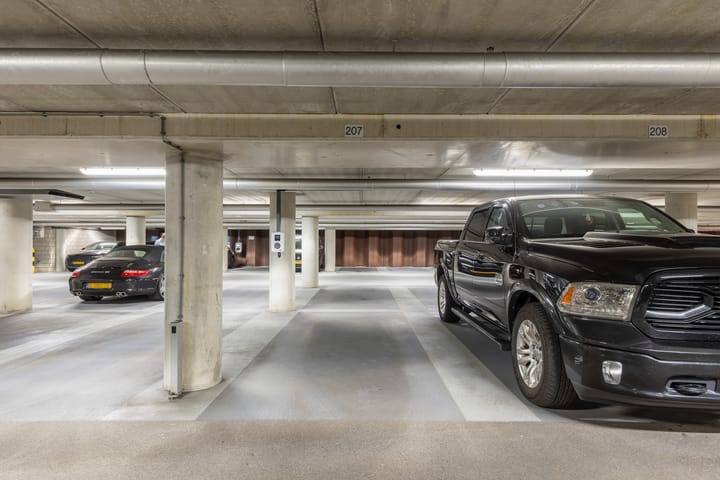 Foto 56 van Van der Hoevenplein 133