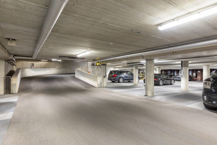 Foto 57 van Van der Hoevenplein 133