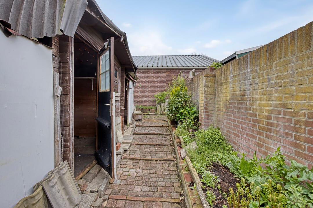 Photo 31 of Schoolstraat 14