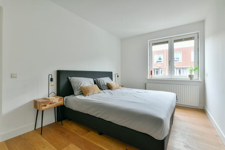 Photo 11 of Semarangstraat 13-E