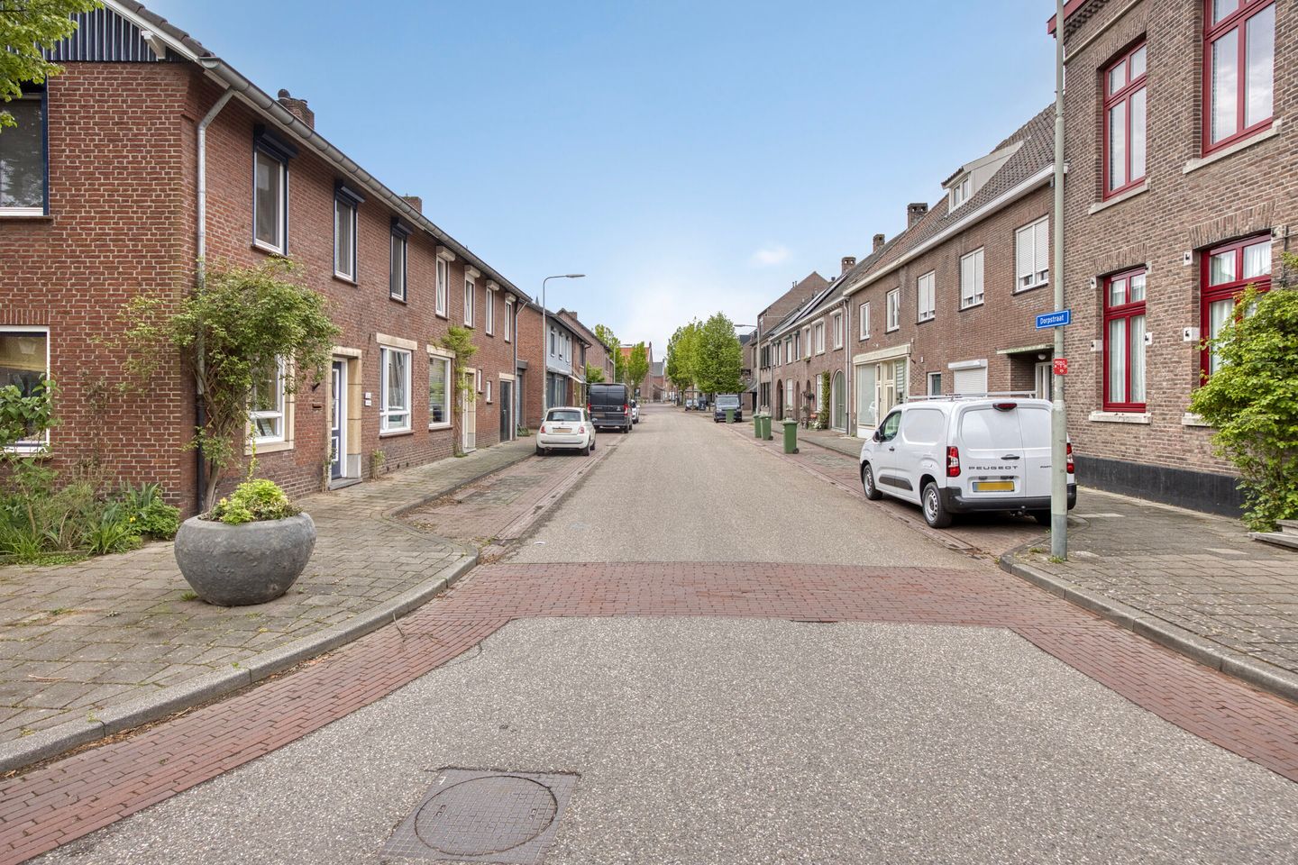 Photo 35 of Schoolstraat 14