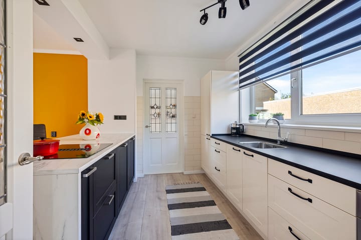 Foto 15 van Snekerstraat 76