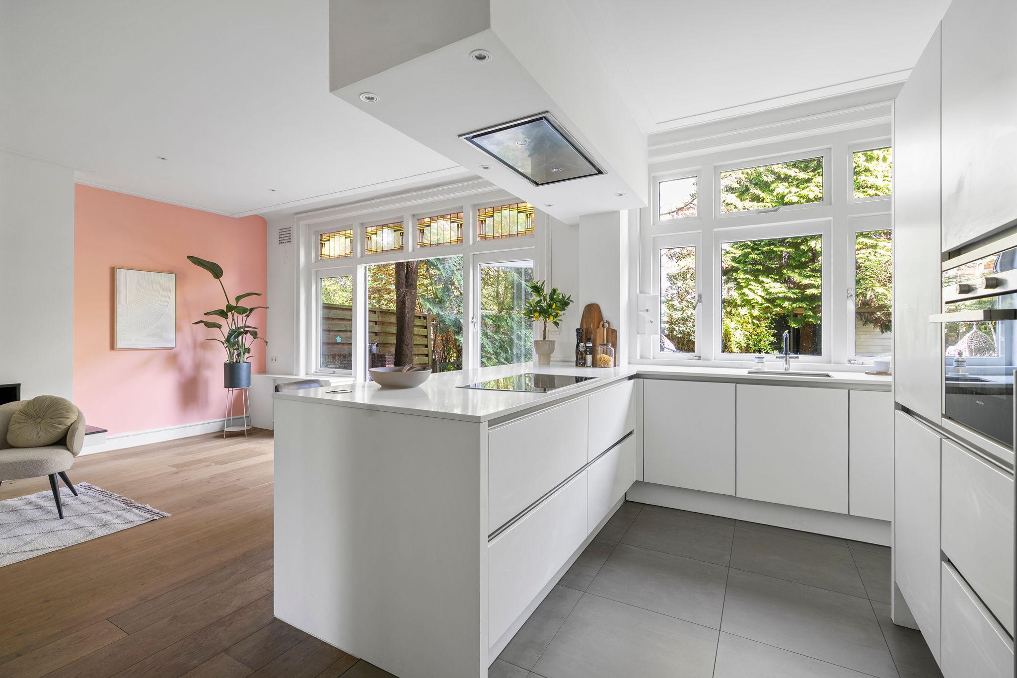 Foto 6 van Surinameplein 78