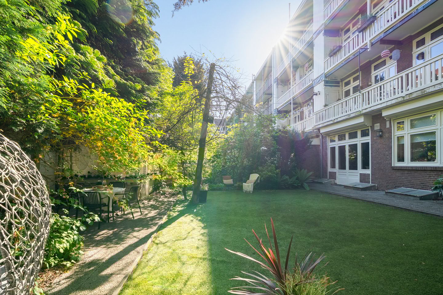 Foto 10 van Surinameplein 78