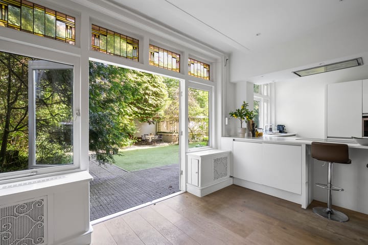 Photo 18 of Surinameplein 78