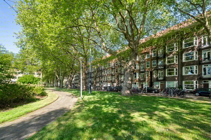 Photo 53 of Surinameplein 78