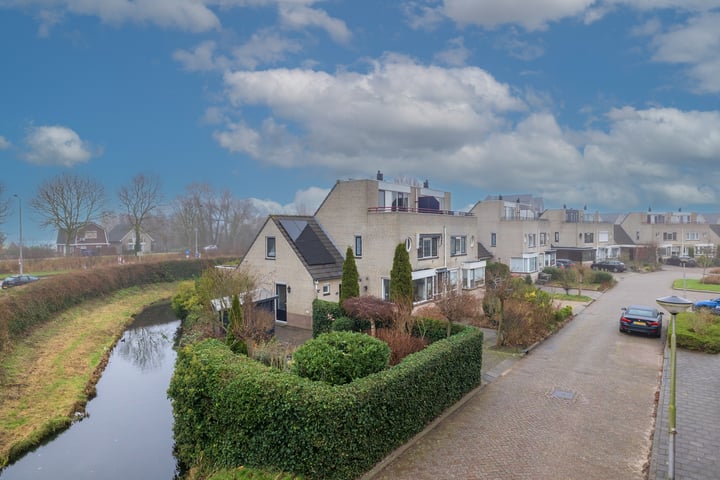 Waardenburg 109