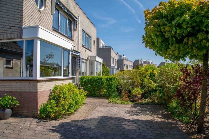 Photo 40 of Waardenburg 109