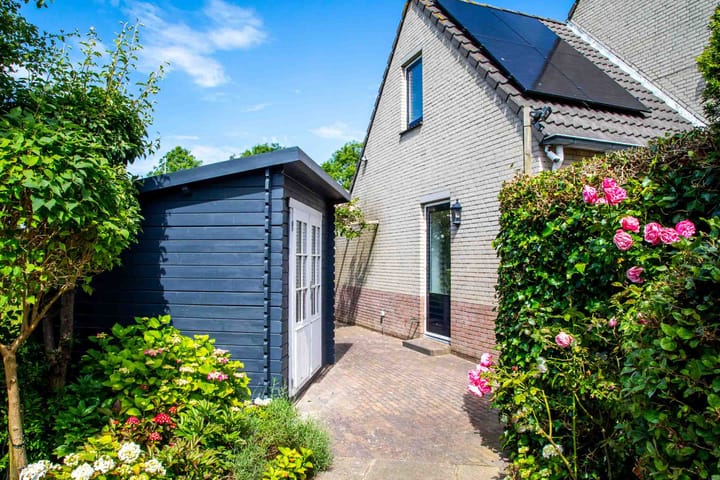 Photo 42 of Waardenburg 109