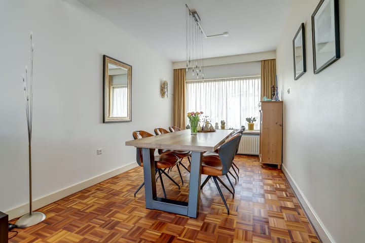 Photo 11 of Enschotsestraat 204