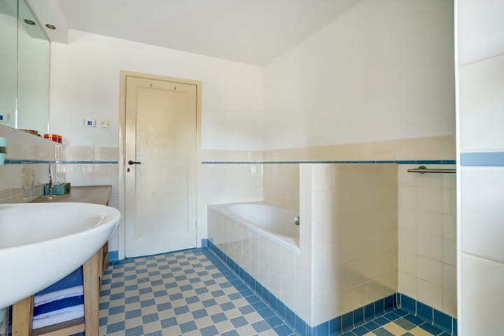 Photo 28 of Enschotsestraat 204