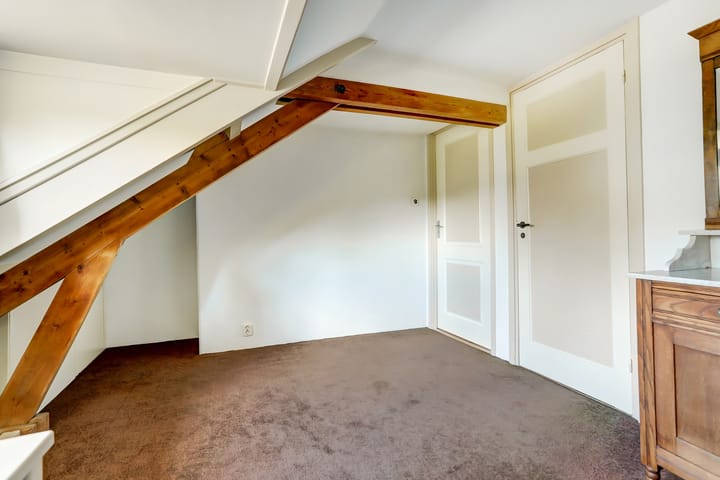 Photo 31 of Enschotsestraat 204