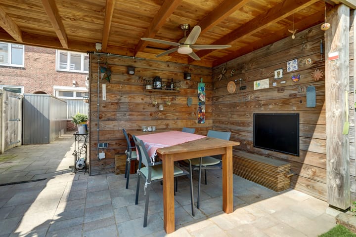 Photo 37 of Enschotsestraat 204