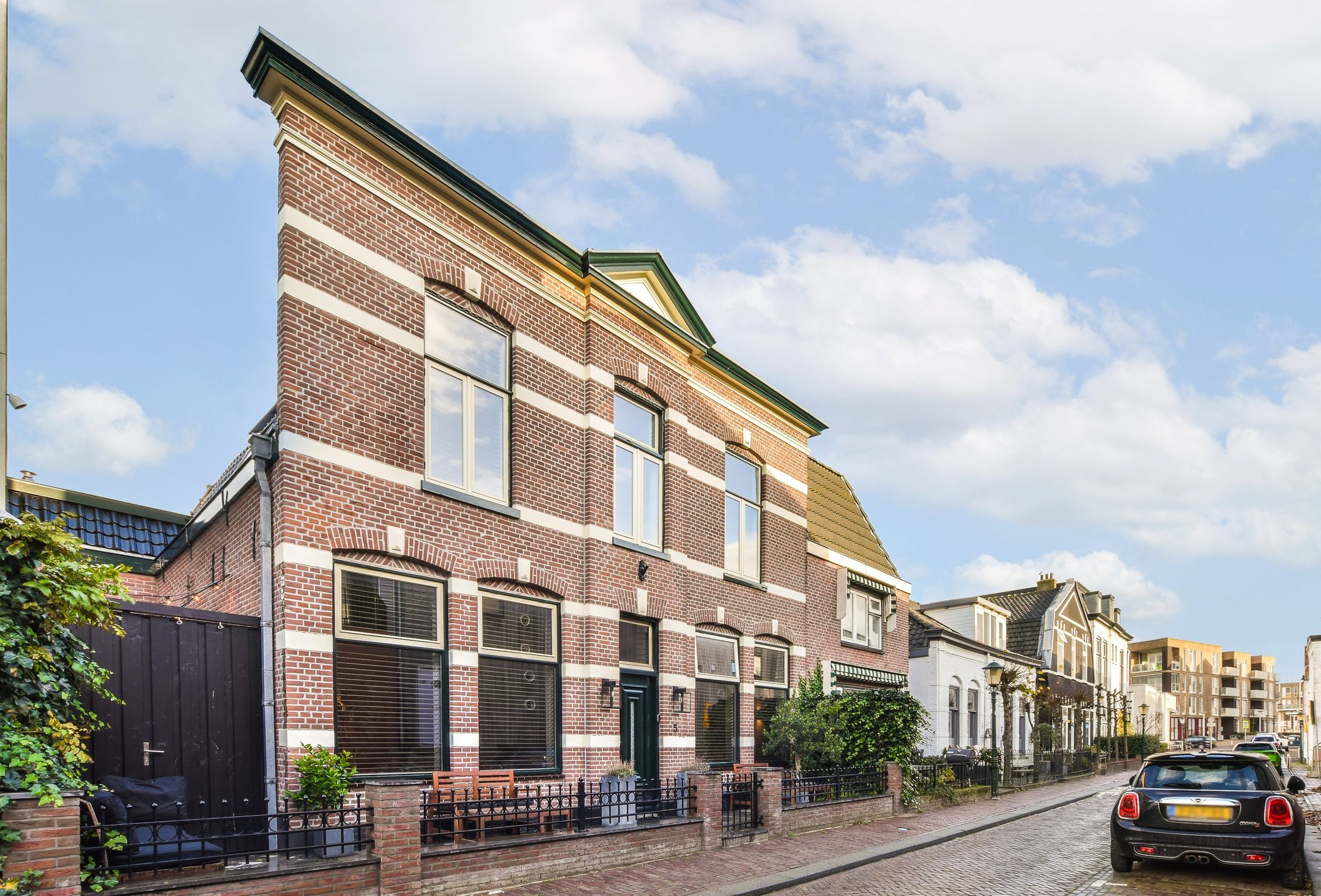 Photo 51 of Schoolstraat 5