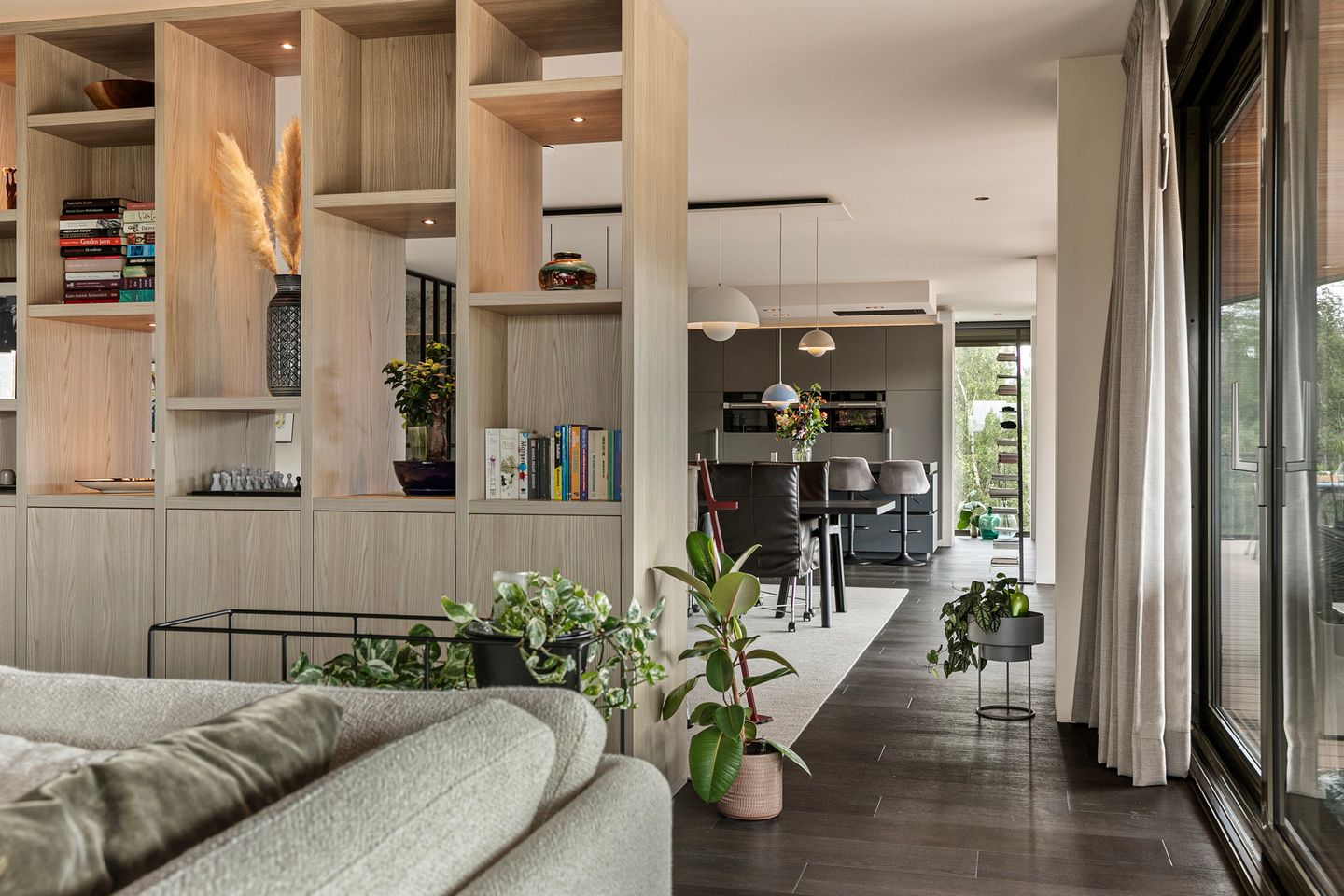 Photo 10 of Barend Veenendaalstraat 38