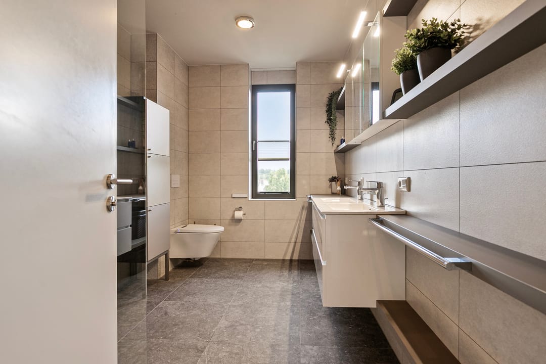 Photo 43 of Barend Veenendaalstraat 38