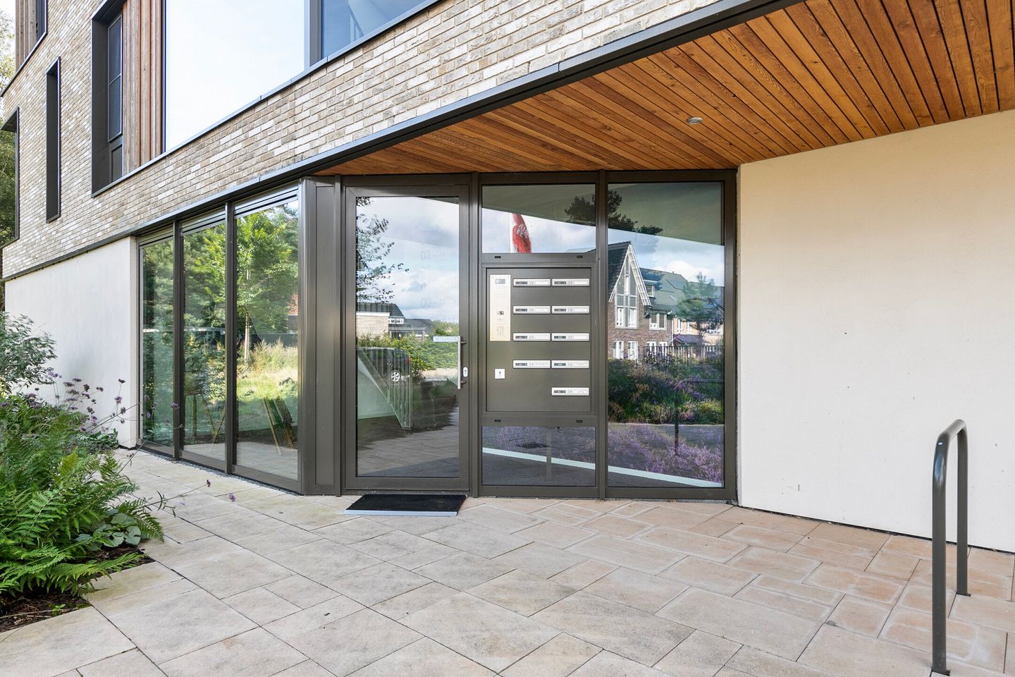 Photo 80 of Barend Veenendaalstraat 38