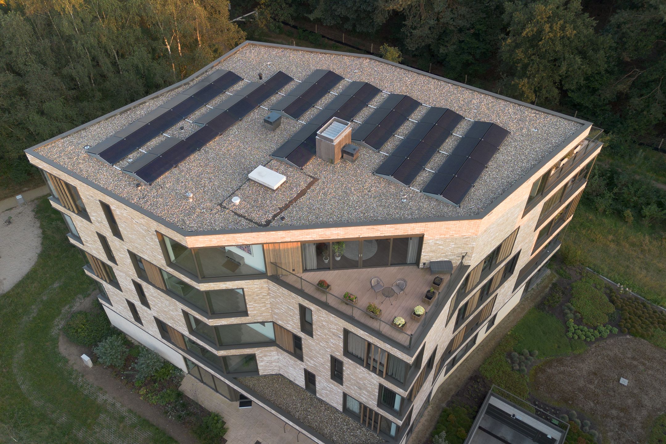 Photo 90 of Barend Veenendaalstraat 38