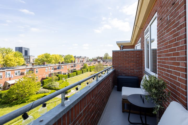 Photo 28 of Pioenstraat 61