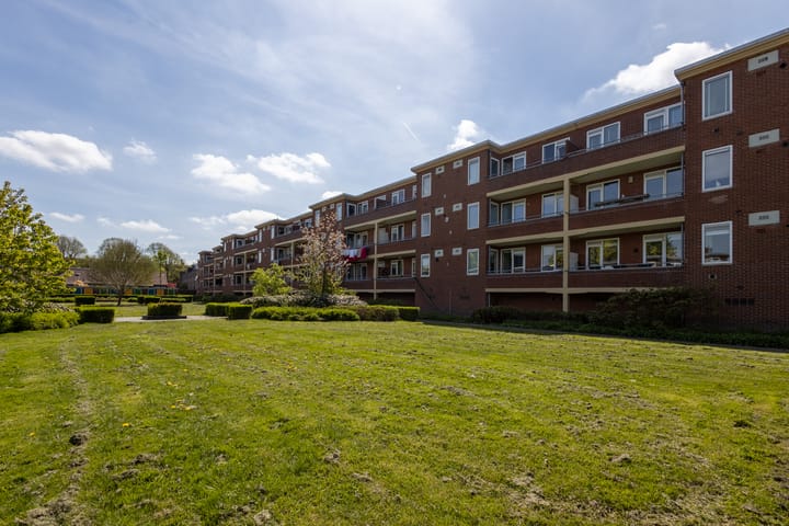 Photo 32 of Pioenstraat 61