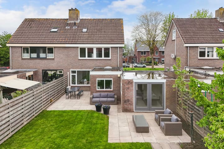 Foto 37 van Jacob Bruintjesstraat 37