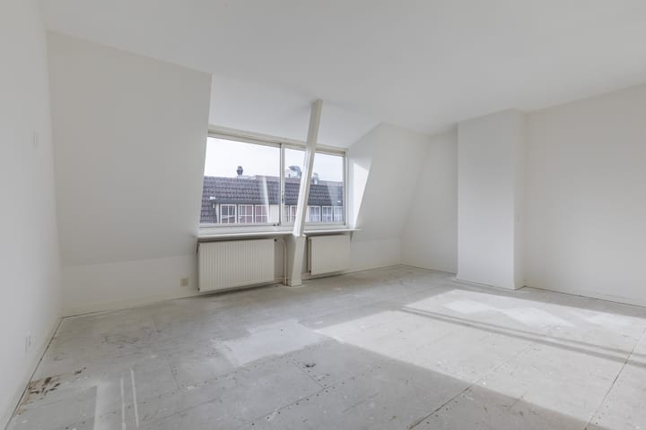 Foto 9 van Leeuwenstraat 68-B