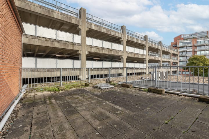 Foto 22 van Leeuwenstraat 68-B