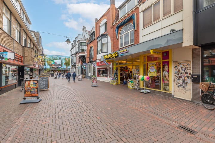 Foto 33 van Leeuwenstraat 68-B