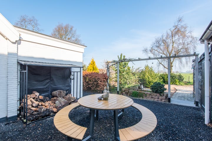 Foto 44 van Kerkweg 5