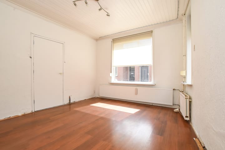 Photo 4 of Weststraat 26