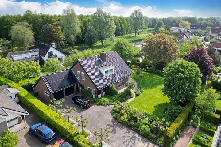 Foto 1 van Lijster 24