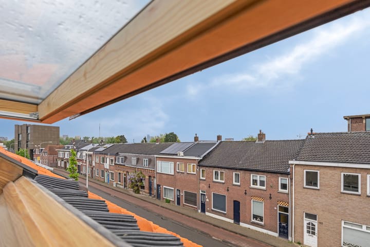 Foto 30 van Broekhovenseweg 141