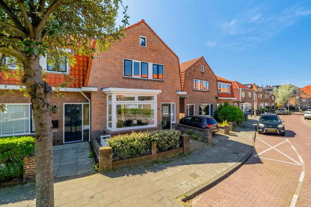 Foto 28 van Julianastraat 51