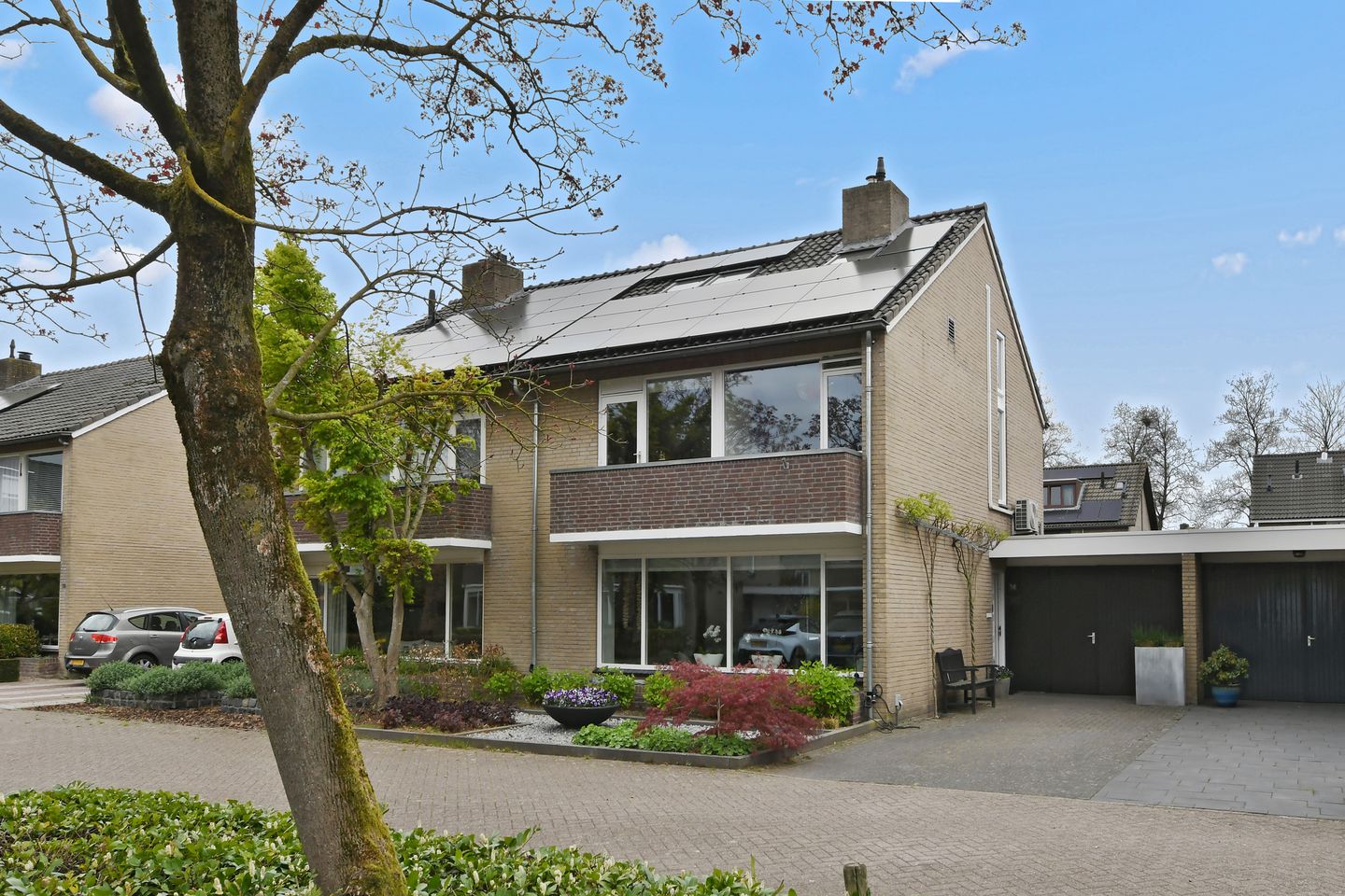 Foto 1 van Roerlaan 39